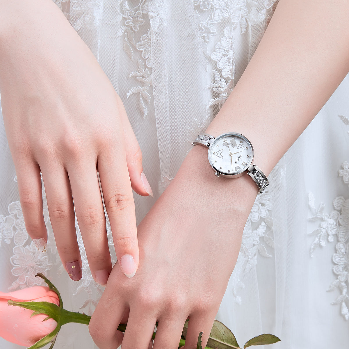 MEGIR Watch for Women Luxury Diamond Ladies Quartz Wristwatches Steel Women Bracelet Watches Female Dress Clock Relogio Feminino 7018-2