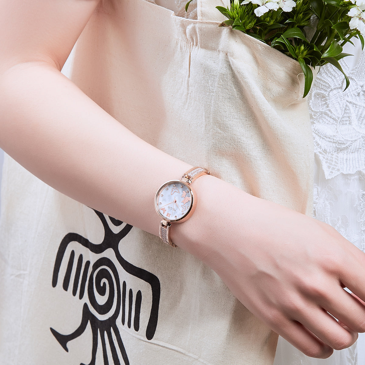 MEGIR Watch for Women Luxury Diamond Ladies Quartz Wristwatches Steel Women Bracelet Watches Female Dress Clock Relogio Feminino 7018-1